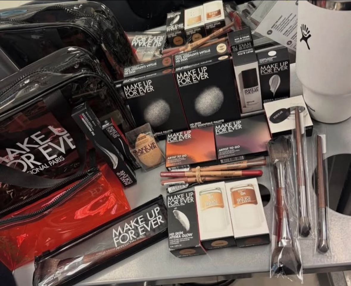 Make Up For Ever Cosmetology Kit