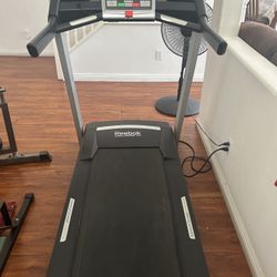 Rebook Challenger 150 Treadmill 