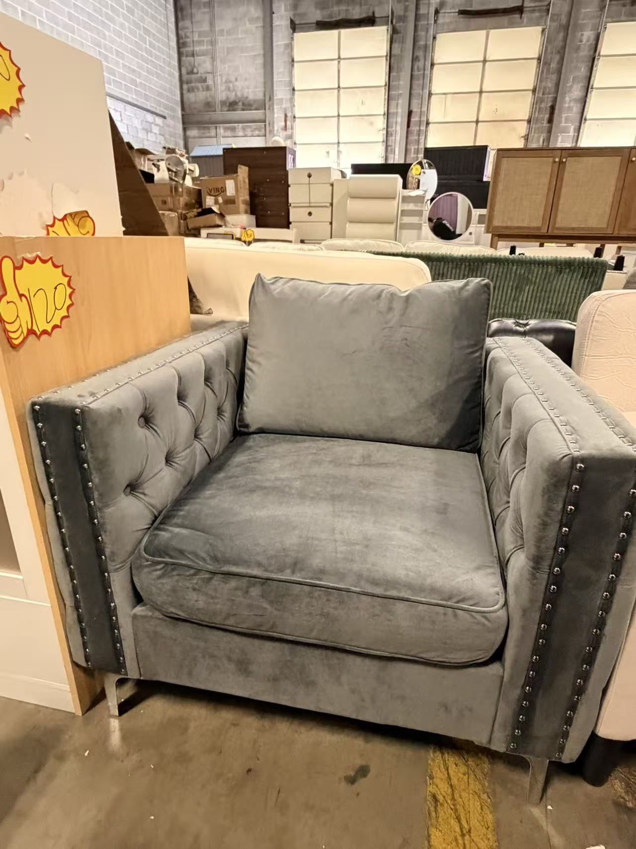 ❤️ 40" Button Tufted Velvet Contemporary Armchair-Gray $ 200