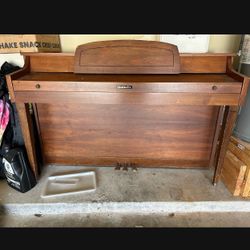 Baldwin Piano