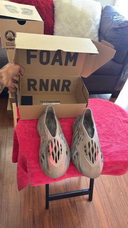 Adidas Yeezy Foam Runner Sneakers size 9