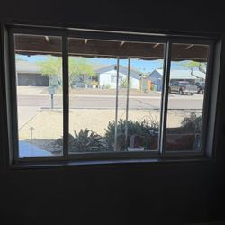 Double Pane Window With Fitted Sitters