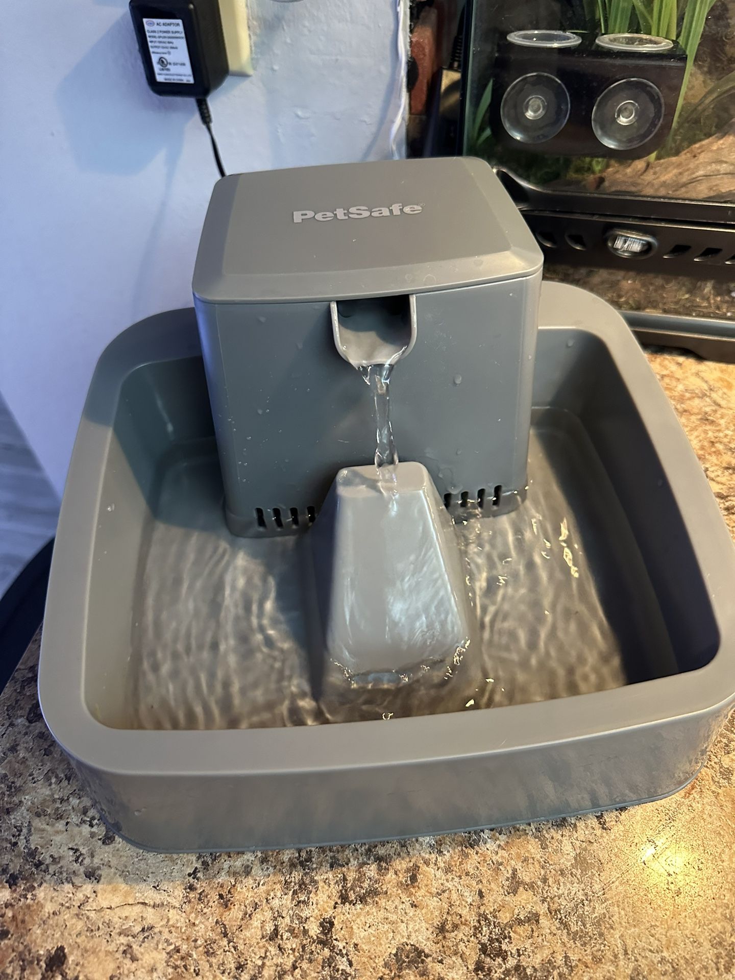 Petsafe Pet Water Fountain/Filtration System $30firm