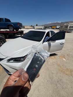 Llaves de autos / car keys and remotes