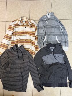 Men’s size medium brand name new condition