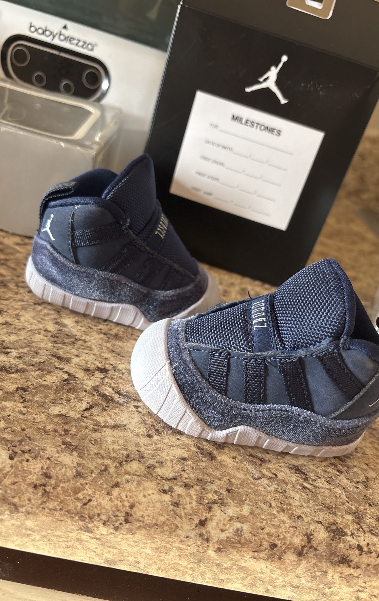 Jordan 11 Crib Booties