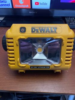 Dewalt works light