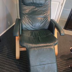 Vintage Scandinavian Style Leather Recliner - Green