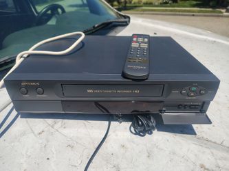 Optimus VHS Video Cassette Recorder with Remote