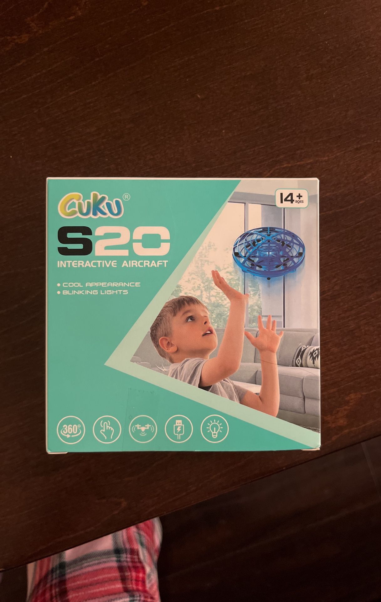 Cuku S20 Interactive Aircraft Flying Saucer Toy Hover Craft