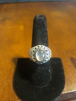 Beautiful Rose quartz ring