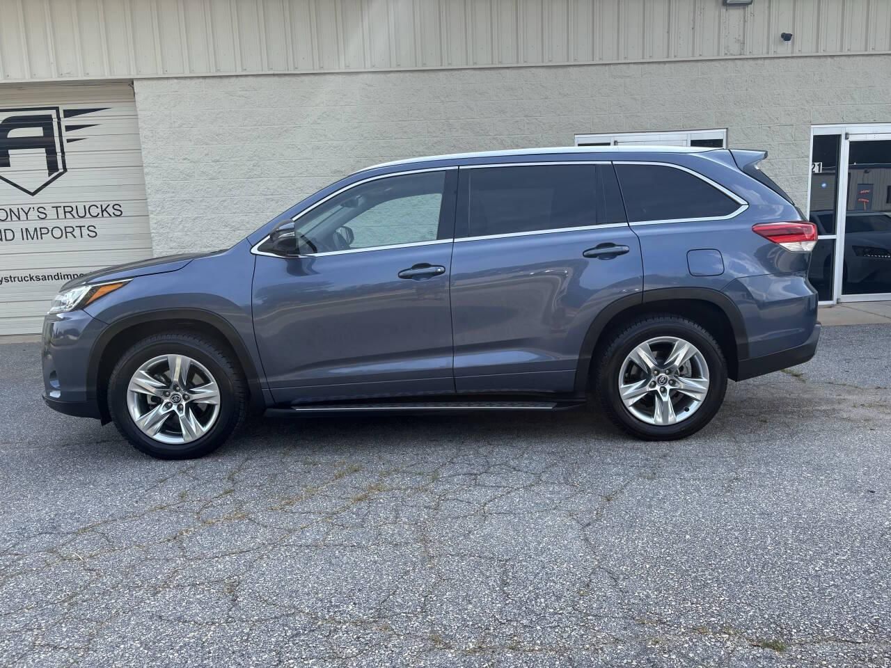 2017 Toyota Highlander