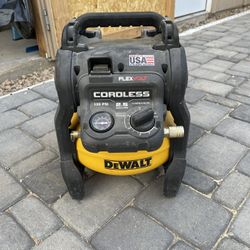 Dewalt Cordless Compressor 
