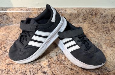 boys' shoes