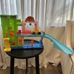 Little People Car Wash