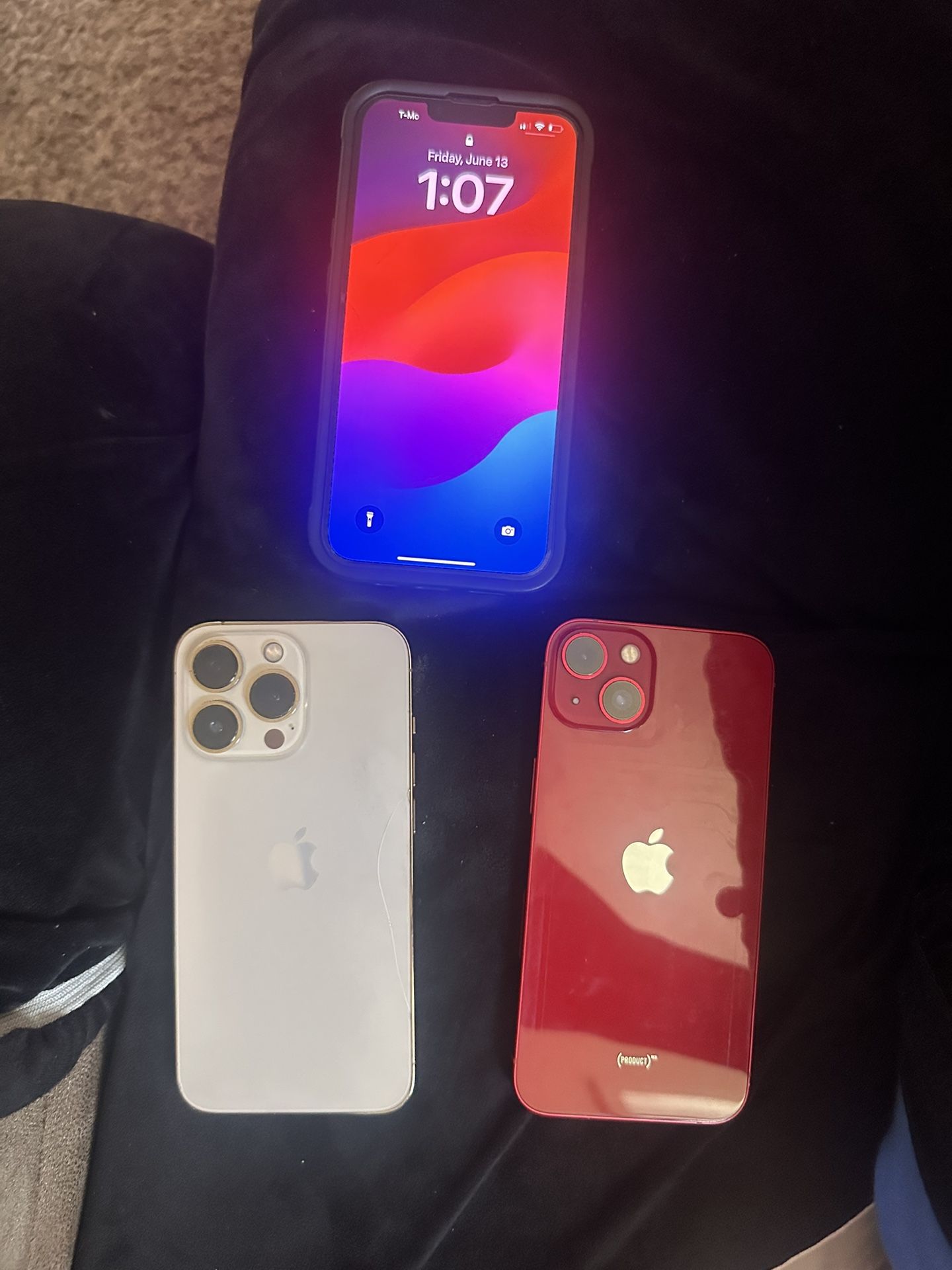 Red iPhone 13 128GB & iPhone 13 Pro 128G