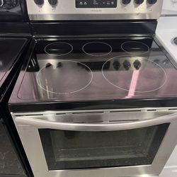 Frigedaire Stove Everything Works Great 