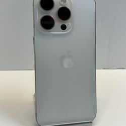 Apple iPhone 15 PRO 256gb. ( Fully Unlocked Device )