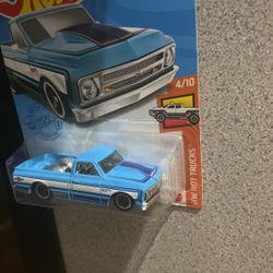 HOTWHEELS 