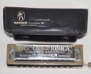 Hohner Chromonica 260 Harmonica with case