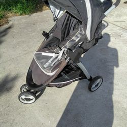 $50 Graco jogger stroller