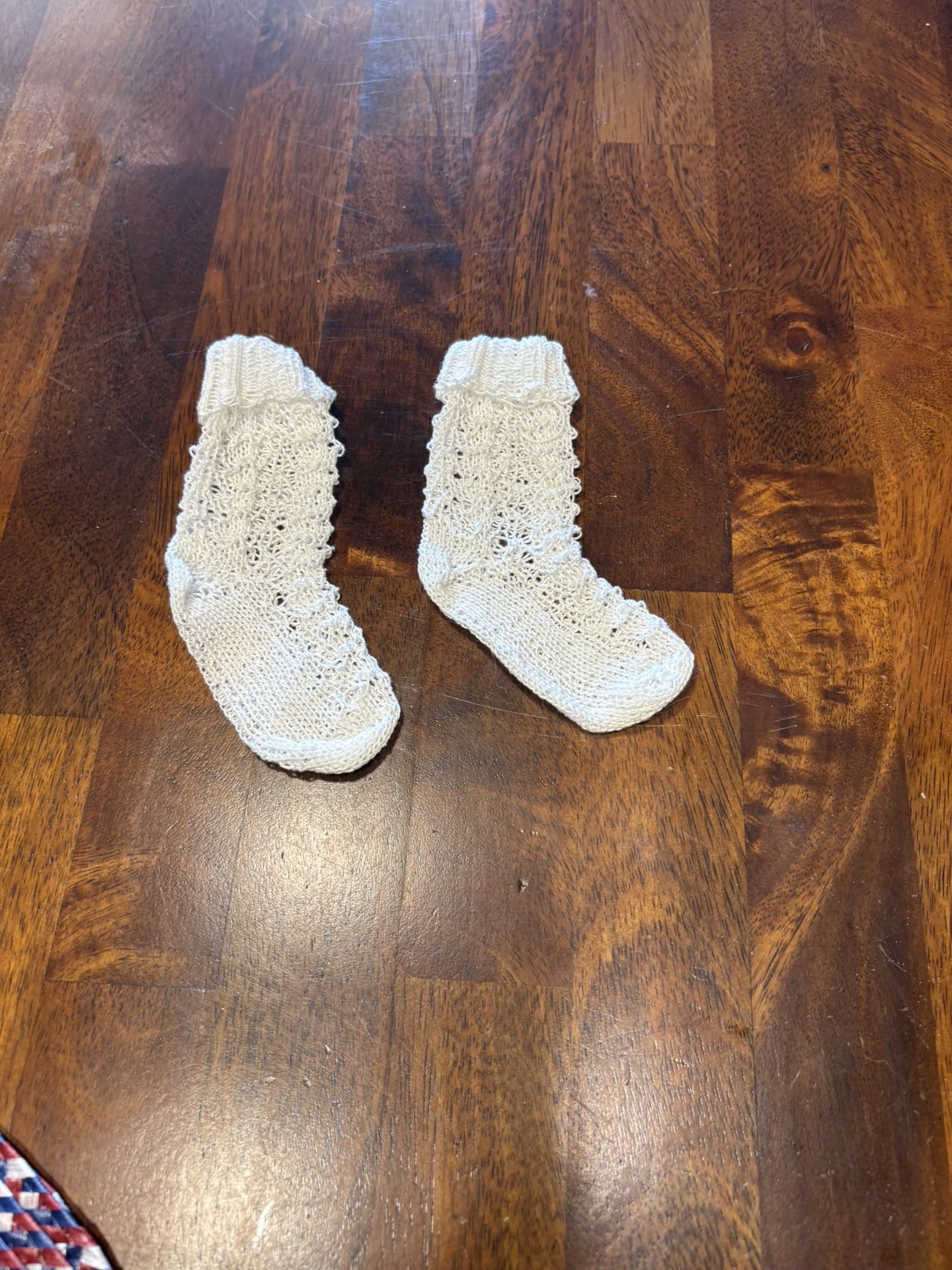Vintage White laced socks 