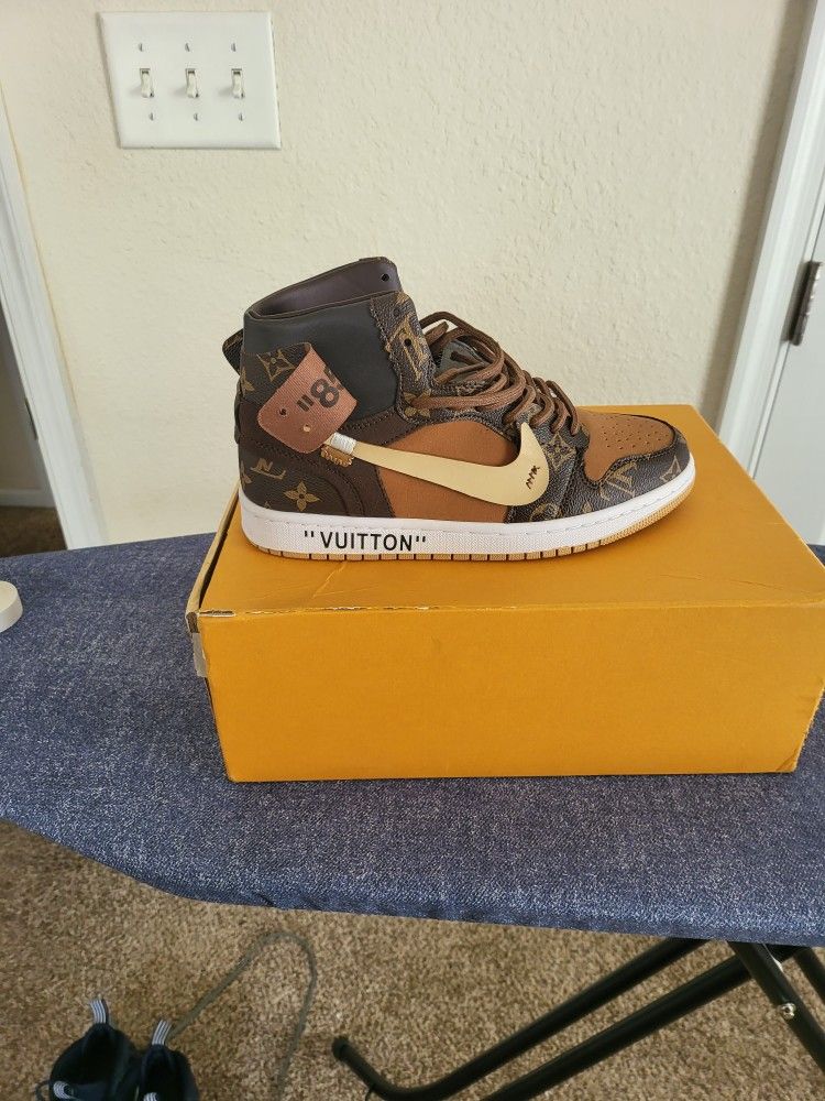 Louis Vuitton Nike Dunk and Hat