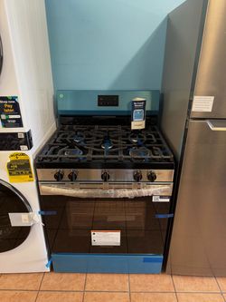 Frigidaire Gas Stove 5 Burners with manufacturer warranty