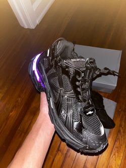 Balenciagas runner led