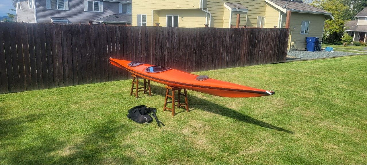 18 ft Kevlar Sea Kayak for Experts (with paddles and a skirt) for Sale