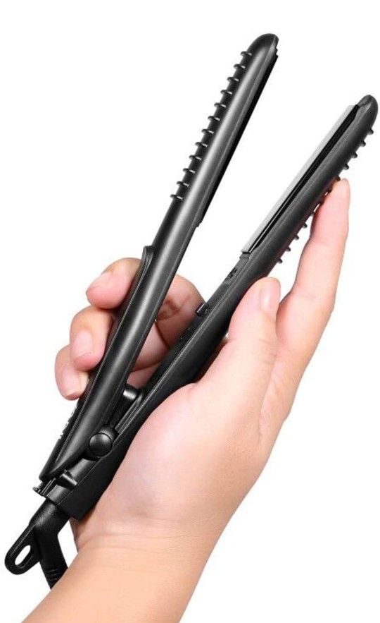 LOVANI Mini Flat Iron Travel Size Nano Titanium Dual Voltage Portable Hair Flat Iron