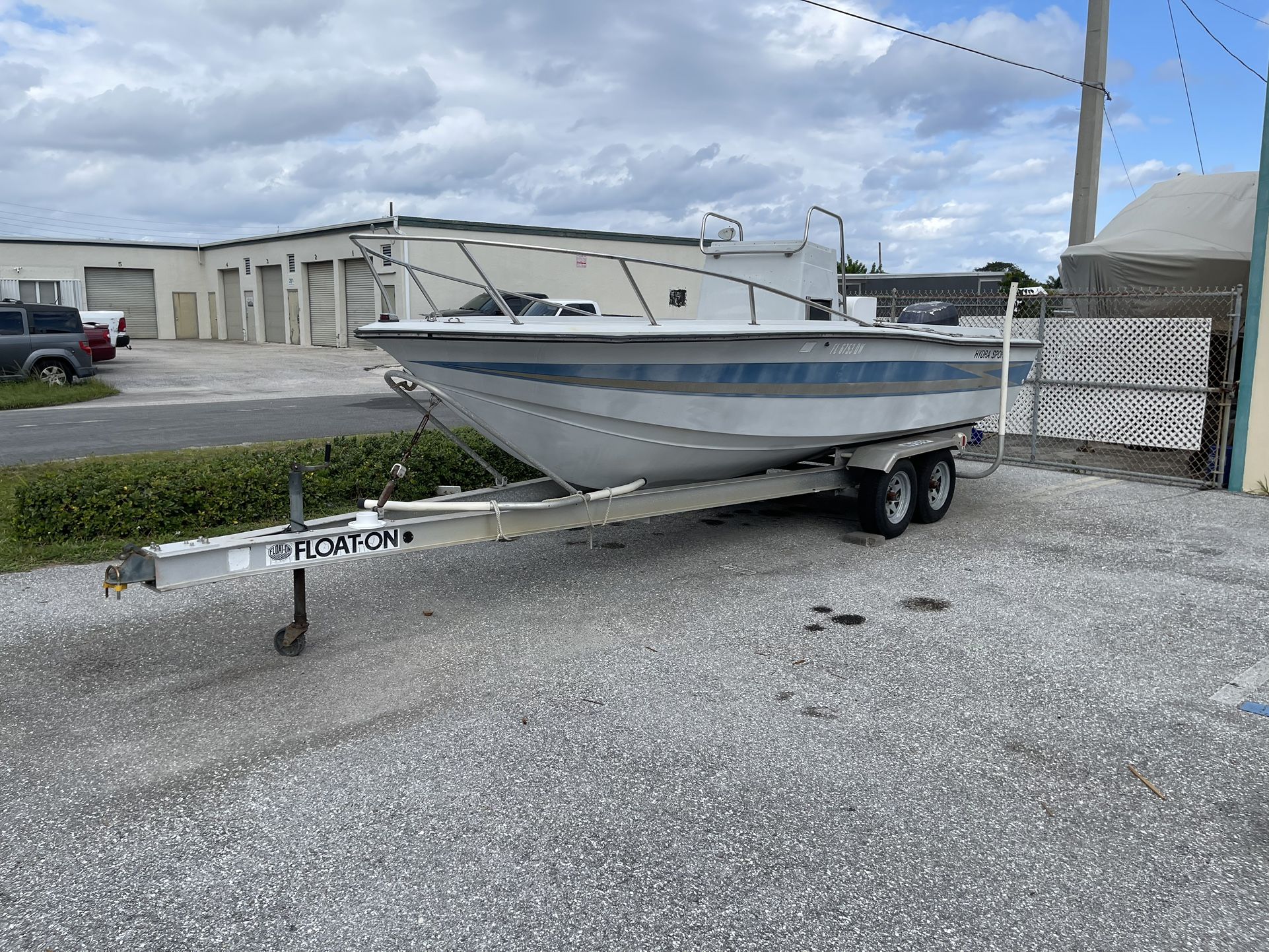 1989 Hydra sports Center console