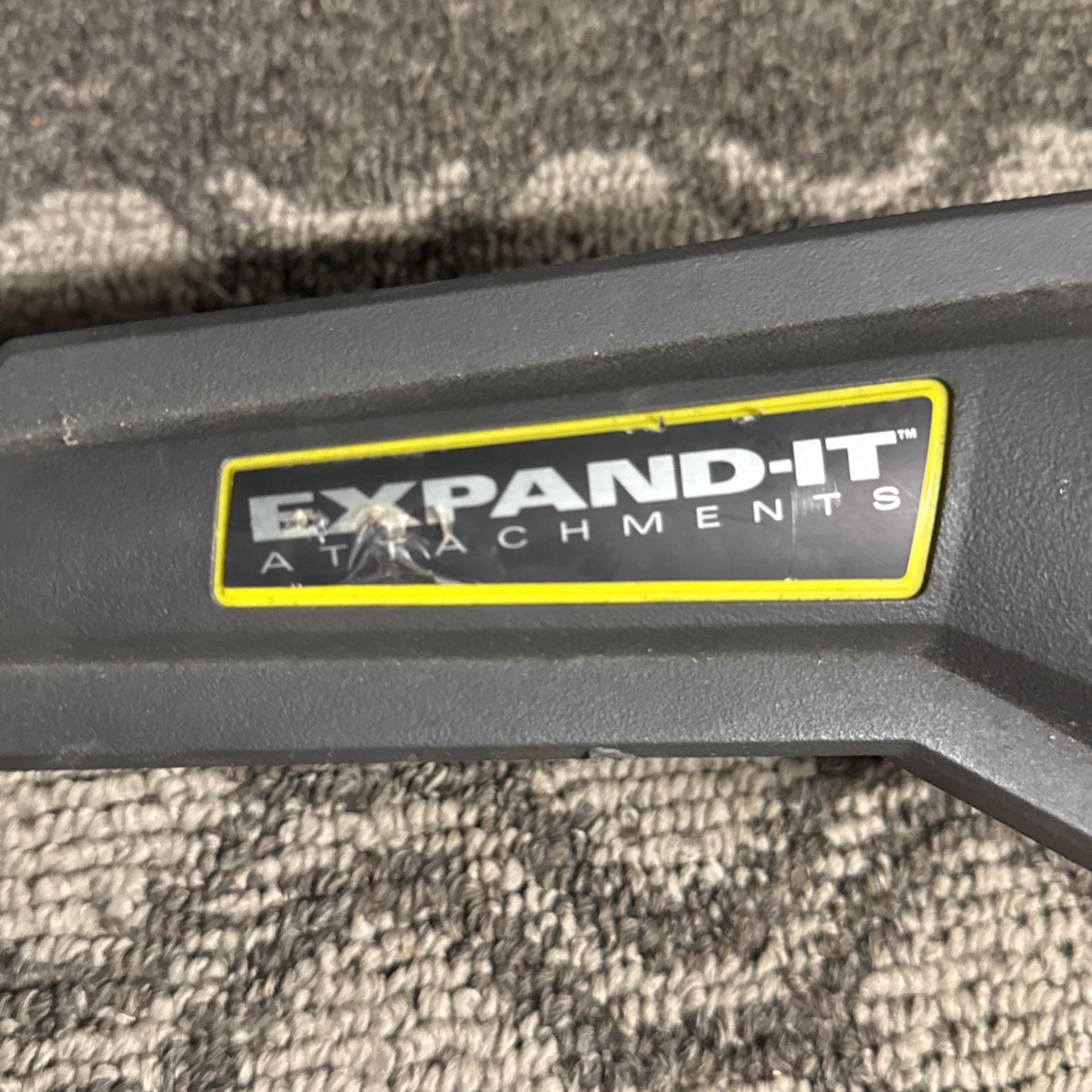 Ryobi Expand – It – Weedwhacker With 10 Auto Feed Spools