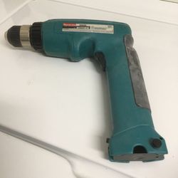 Makita Power Driver Drill - Model 6095D - Requires VersaPak 9.6 Volt Batteries (not Included)