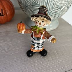 Fall Or Halloween Scarecrows Set Of Two 