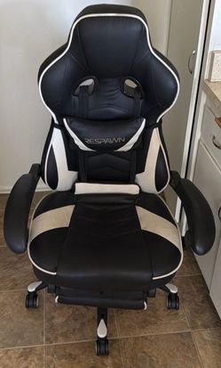 Gaming chair