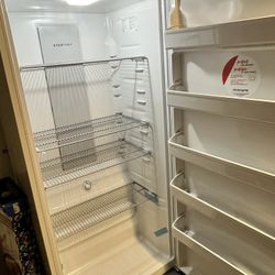 Stand Up Freezer 20 Cu Ft