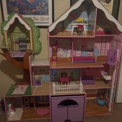 Doll House