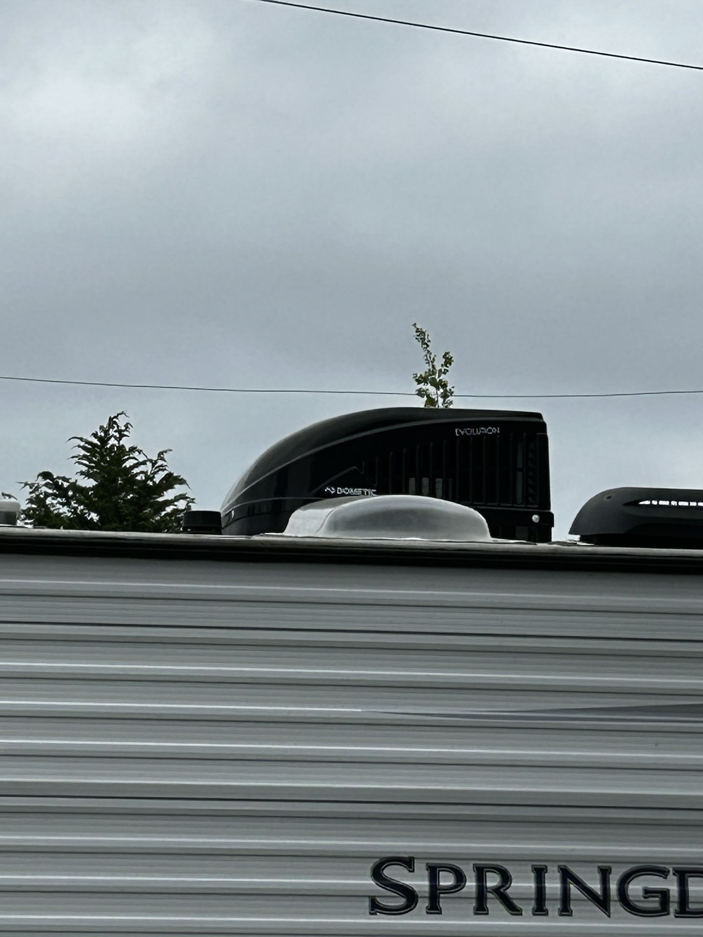 Rv / travel trailer Dometic Brisk II( Evolution) 13,500 btu air conditioner