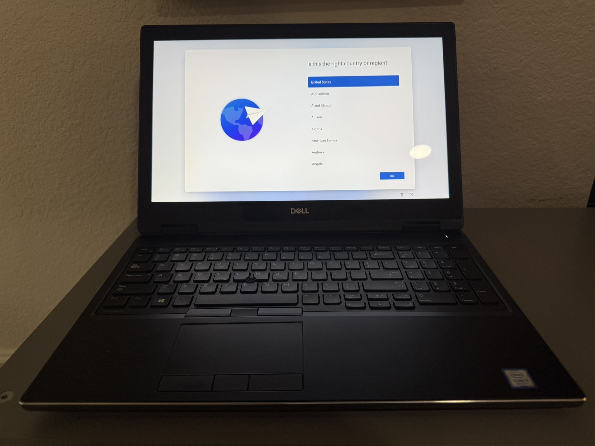 Dell Precision 7530 i9-8950HK, Quadro P3200 6GB graphics card, 32GB ram, 1TB SSD Touchscreen