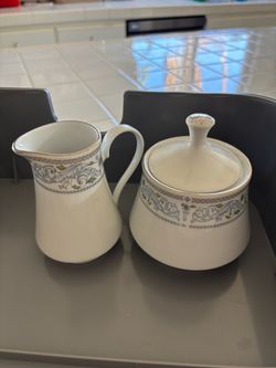 Crown Ming Jian Shiang Fine China Creamer & Sugar Bowl Set