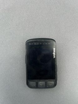 Wahoo ELEMNT BOLT v2 GPS Bike Computer WFCC5 Black Color Screen