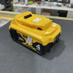 Dewalt 4AH Lithium Ion Battery