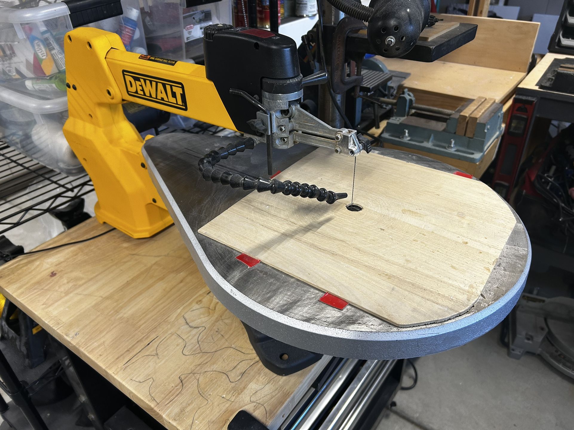 Dewalt 20” Variable Speed Scroll Saw