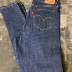 Levi's 