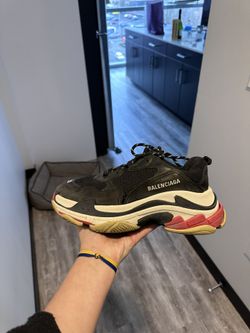 Balenciaga Triple S 