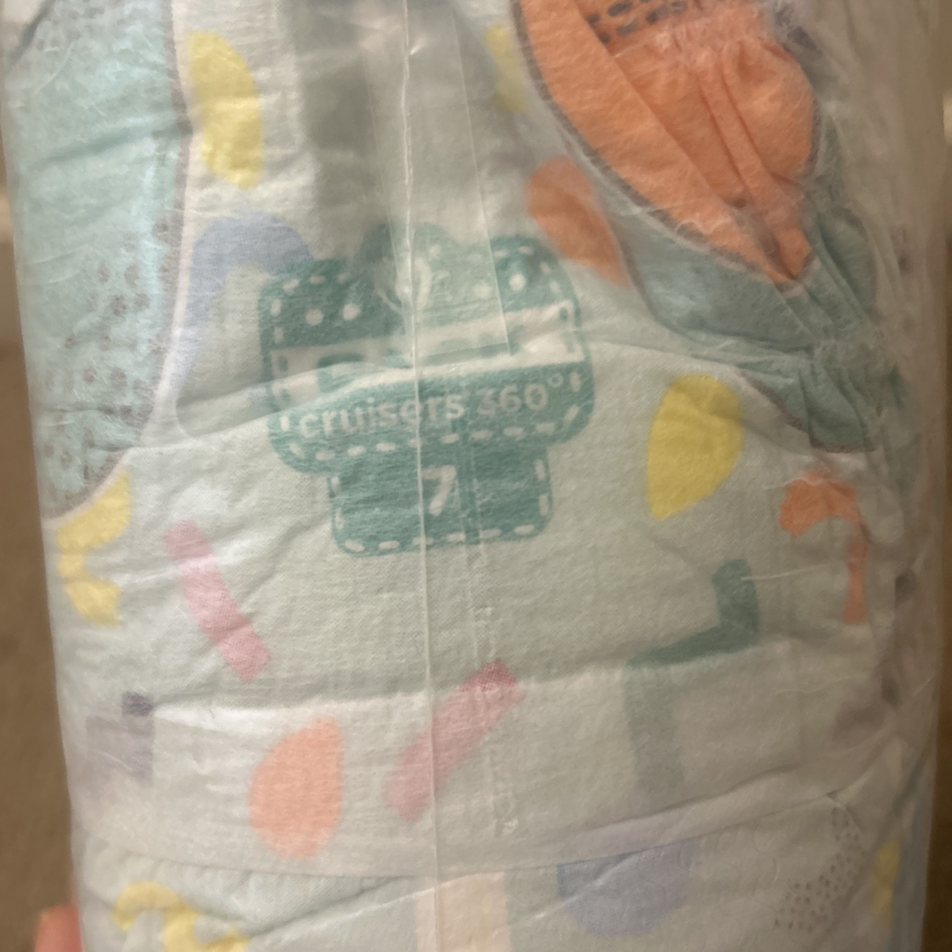 Pampers Cruisers Size 7 