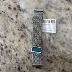 1 Pack silver Fitbit Sense 