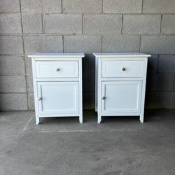 2 White Nightstands / Nightstand Set / End Tables