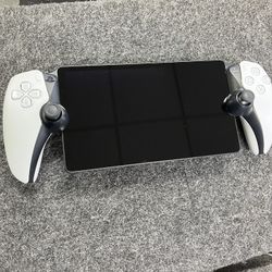 PlayStation portal (694)